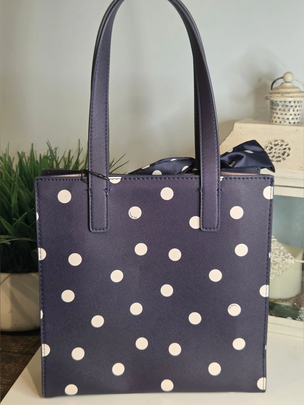 Ted Baker "The Icon" Navy Polka Dot Tote With Bow - Picture 3 of 6